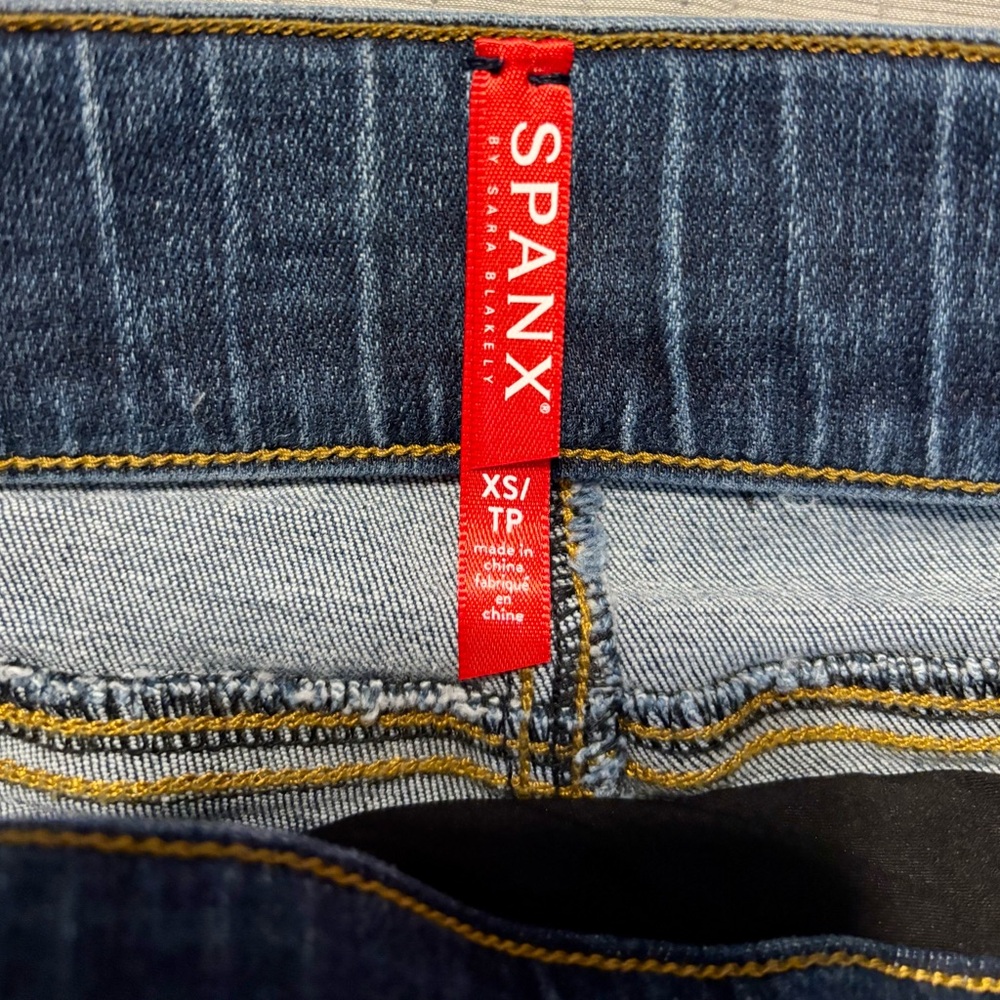 SPANX Women’s Dark Blue Skinny Jeans